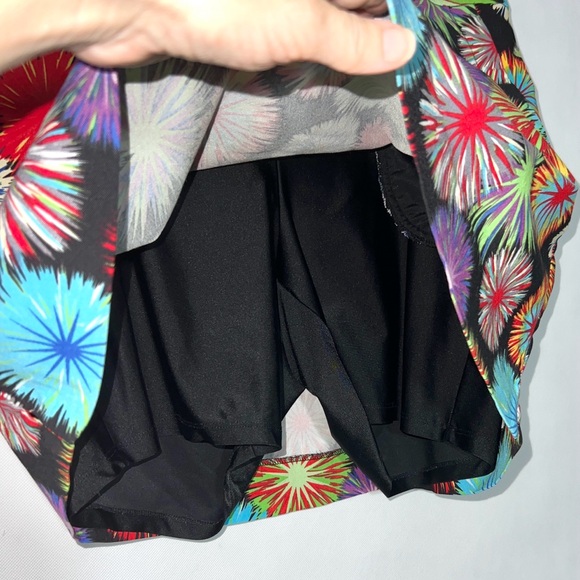 Peck And Peck Womens Skort Skirt Size 14 Colorful Fireworks
Pull on stretch - Picture 8 of 11